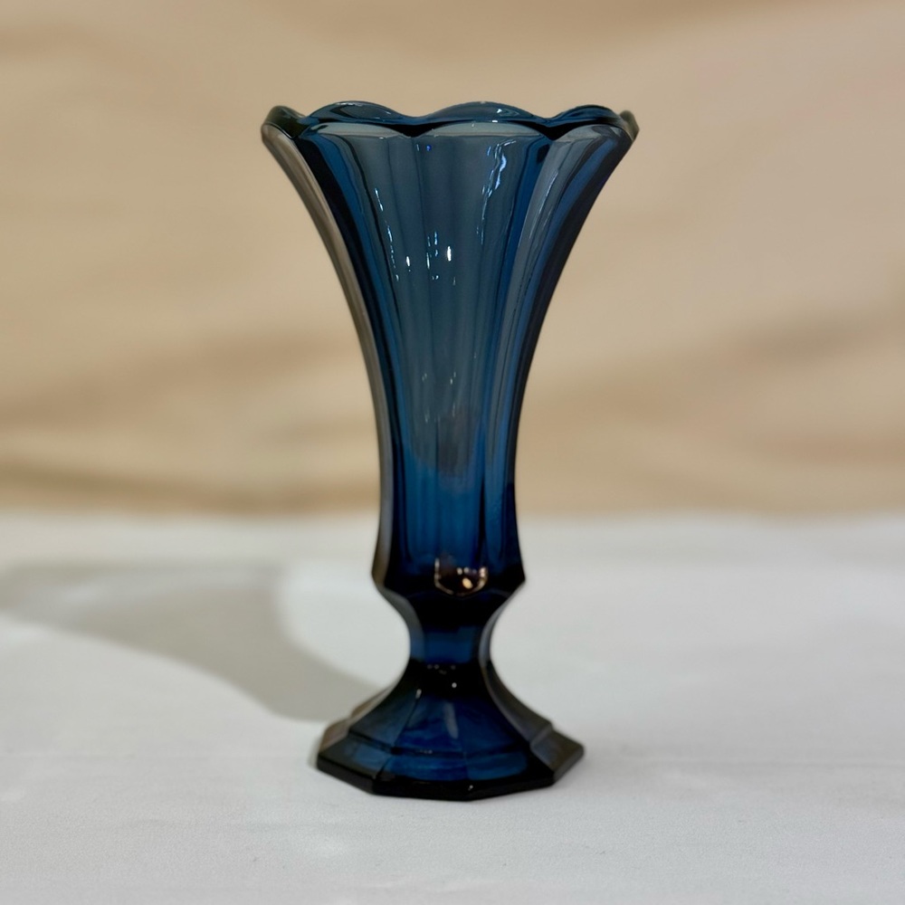 Vintage Fostoria Blue Sapphire Glass Flower Vase